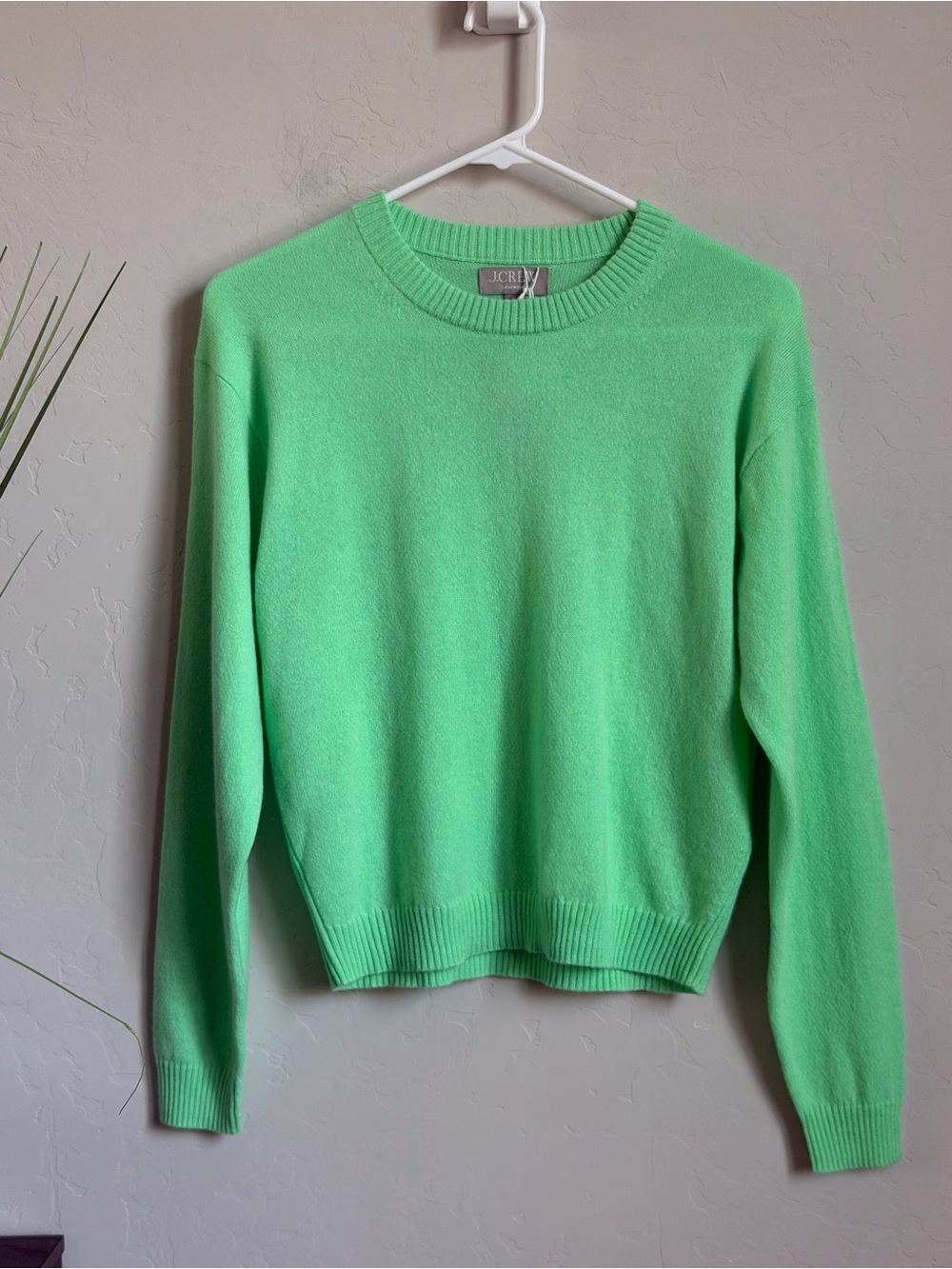 NWT J.Crew 100% Cashmere Crewneck Sweater Pistachio Green XS